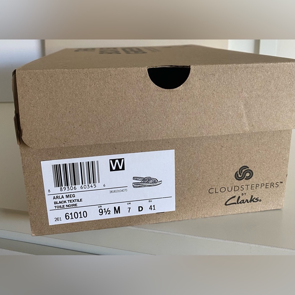 Clarks Cloudsteppers Arla Wide Width Black Sandals size 9.5 (US) - Picture 2 of 8